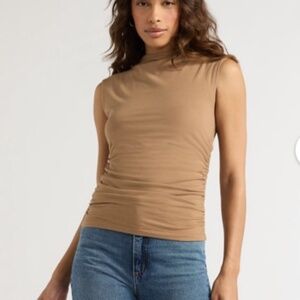 Sofia by Sofia Vergara Mock Neck Short Sleeve Top